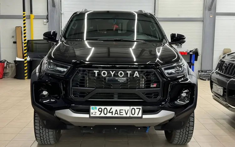 Toyota Hilux 2024 годаүшін30 500 000 тг. в Уральск