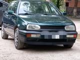 Volkswagen Golf 1995 годаүшін2 600 000 тг. в Тараз