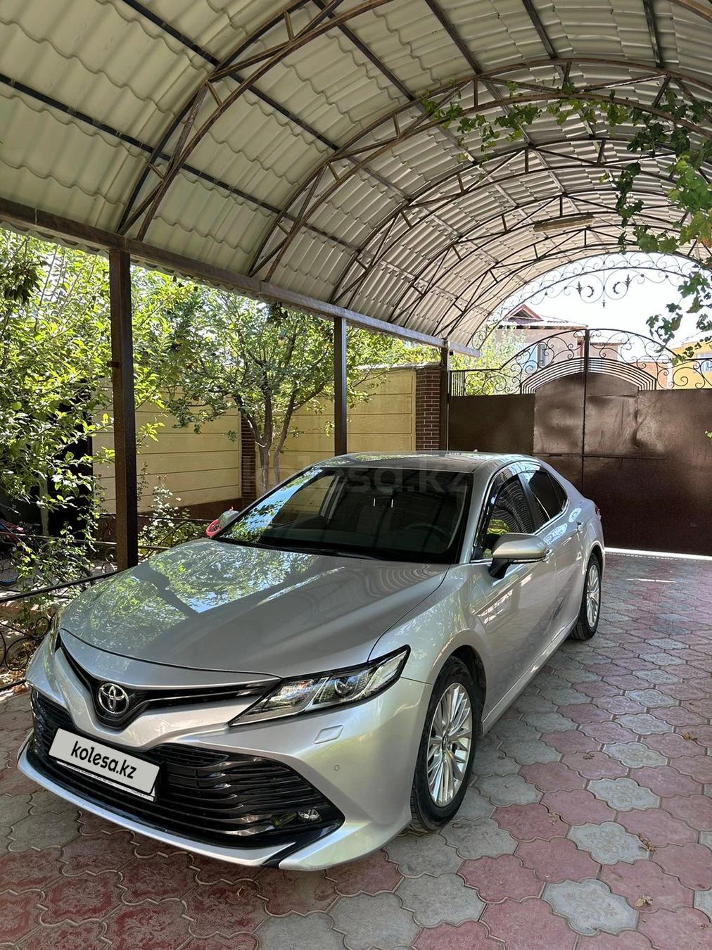 Toyota Camry 2018 г.