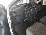 Toyota Yaris 2008 годаfor3 850 000 тг. в Алматы – фото 2