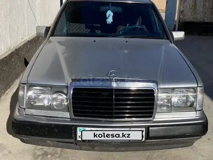 Mercedes-Benz E 200 1993 года за 1 600 000 тг. в Туркестан