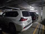 Lexus LX 570 2019 года за 47 500 000 тг. в Астана