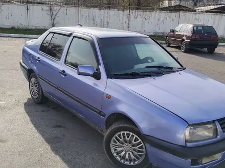 Volkswagen Vento 1992 года за 1 100 000 тг. в Тараз – фото 8