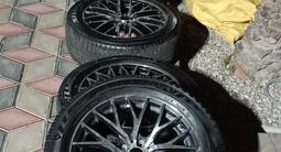 Зимние шины Dunlop winter maxx с дисками за 470 000 тг. в Алматы – фото 2