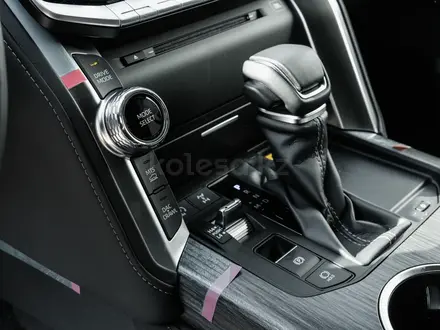 Toyota Land Cruiser Premium+ 2026 года за 71 640 160 тг. в Актау – фото 9