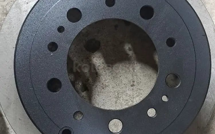 Тормозной диск Лан крузер 100 за 5 000 тг. в Алматы