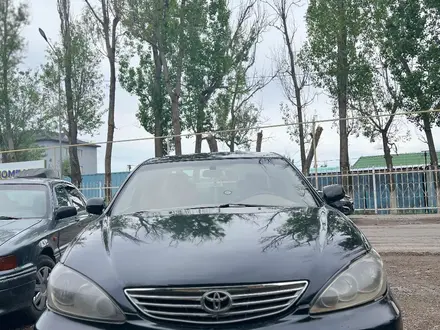Toyota Camry 2005 года за 3 700 000 тг. в Алматы – фото 2