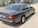 Mercedes-Benz E 230 1992 года за 2 400 000 тг. в Алматы – фото 5