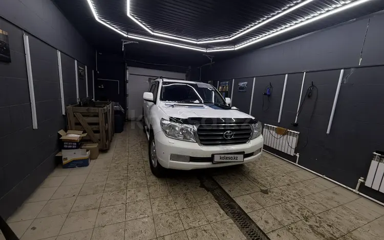 Toyota Land Cruiser 2011 года за 20 000 000 тг. в Уральск