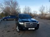 Toyota Land Cruiser 2022 года за 48 000 000 тг. в Жезказган