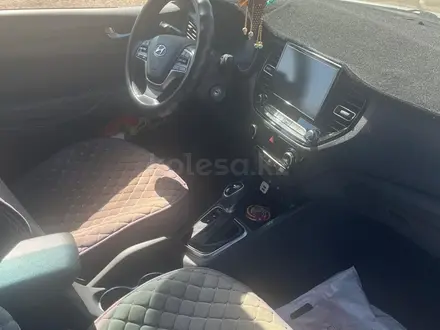 Hyundai Accent 2020 года за 7 100 000 тг. в Караганда – фото 5