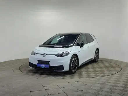 Volkswagen ID.3 2023 года за 6 660 000 тг. в Алматы