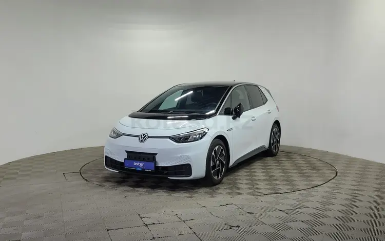 Volkswagen ID.3 2023 года за 6 660 000 тг. в Алматы