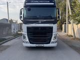 Volvo  FH 2015 года за 34 000 000 тг. в Шымкент