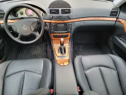 Mercedes-Benz E 320 2002 года за 6 000 000 тг. в Шымкент – фото 13