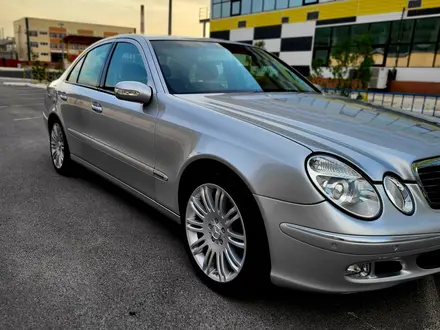 Mercedes-Benz E 320 2002 года за 6 000 000 тг. в Шымкент – фото 9