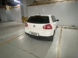 Volkswagen Golf 2006 годаүшін3 000 000 тг. в Астана