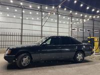 Mercedes-Benz E 260 1991 года за 1 800 000 тг. в Актау