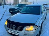 Volkswagen Passat 2003 годаүшін1 850 000 тг. в Караганда – фото 4
