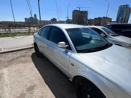 Volkswagen Passat 2003 года за 1 850 000 тг. в Караганда – фото 5