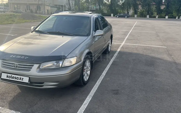 Toyota Camry 1999 годаүшін3 600 000 тг. в Алматы