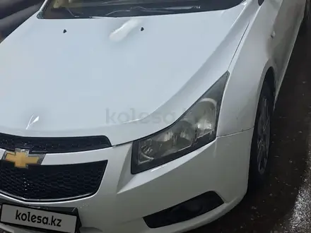 Chevrolet Cruze 2012 года за 3 600 000 тг. в Караганда – фото 3