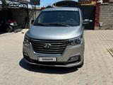 Hyundai Starex 2018 года за 12 000 000 тг. в Алматы