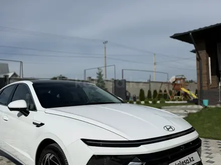 Hyundai Sonata 2024 года за 14 999 999 тг. в Алматы – фото 11
