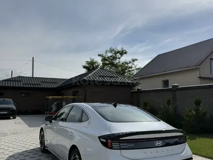 Hyundai Sonata 2024 года за 14 999 999 тг. в Алматы – фото 14