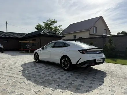 Hyundai Sonata 2024 года за 14 999 999 тг. в Алматы – фото 20