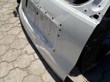 Дверь багажника Toyota Land Cruiser Prado 150 за 130 000 тг. в Караганда – фото 3