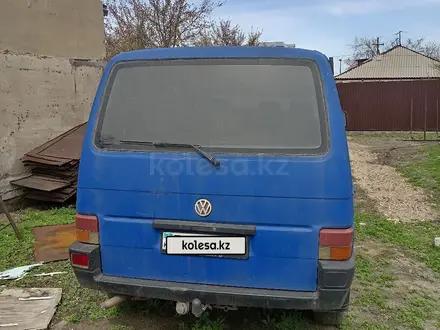 Volkswagen Transporter 1993 года за 2 000 000 тг. в Семей – фото 3