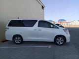 Toyota Vellfire 2010 года за 11 700 000 тг. в Атырау