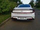 Hyundai Sonata 2020 годаүшін12 900 000 тг. в Астана – фото 3