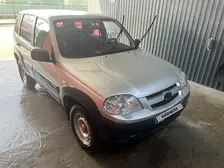 Chevrolet Niva, 2012