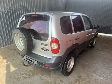Chevrolet Niva 2012 года за 2 800 000 тг. в Алматы – фото 5