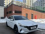 Hyundai Elantra 2021 года за 9 200 000 тг. в Астана