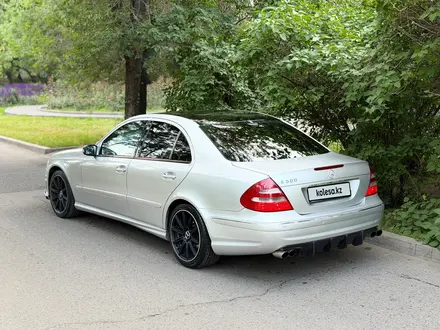 Mercedes-Benz E 55 AMG 2005 года за 9 000 000 тг. в Алматы – фото 14