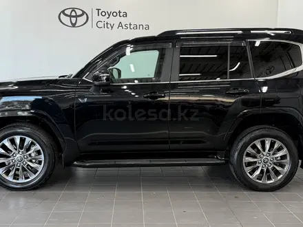 Toyota Land Cruiser Premium 2022 года за 52 500 000 тг. в Астана – фото 3