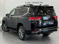 Toyota Land Cruiser Premium 2022 года за 52 500 000 тг. в Астана – фото 2
