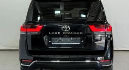 Toyota Land Cruiser Premium 2022 года за 52 500 000 тг. в Астана – фото 4