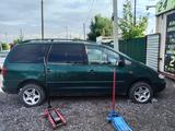 Volkswagen Sharan 1995 годаүшін1 450 000 тг. в Караганда – фото 2