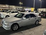 Mercedes-Benz C 180 1995 годаүшін1 300 000 тг. в Алматы – фото 4