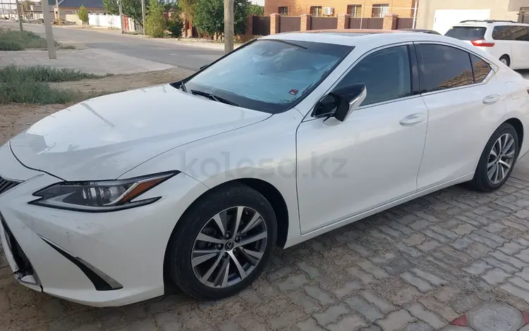 Lexus ES 350 2021 года за 20 000 000 тг. в Актау