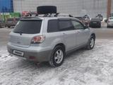 Mitsubishi Outlander 2003 годаүшін3 800 000 тг. в Астана – фото 4