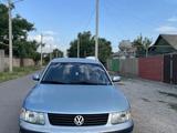 Volkswagen Passat 1997 года за 1 300 000 тг. в Шымкент – фото 2