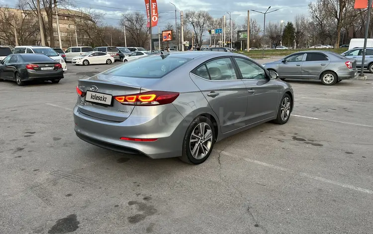 Hyundai Elantra 2017 годаүшін7 000 000 тг. в Алматы