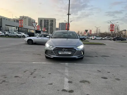 Hyundai Elantra 2017 года за 7 000 000 тг. в Алматы – фото 9