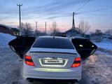 Mercedes-Benz C 350 2007 годаfor6 700 000 тг. в Астана – фото 2