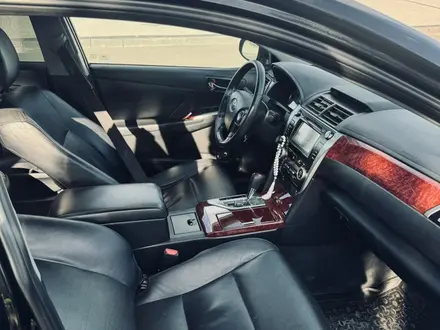 Toyota Camry 2014 года за 9 100 000 тг. в Семей – фото 14